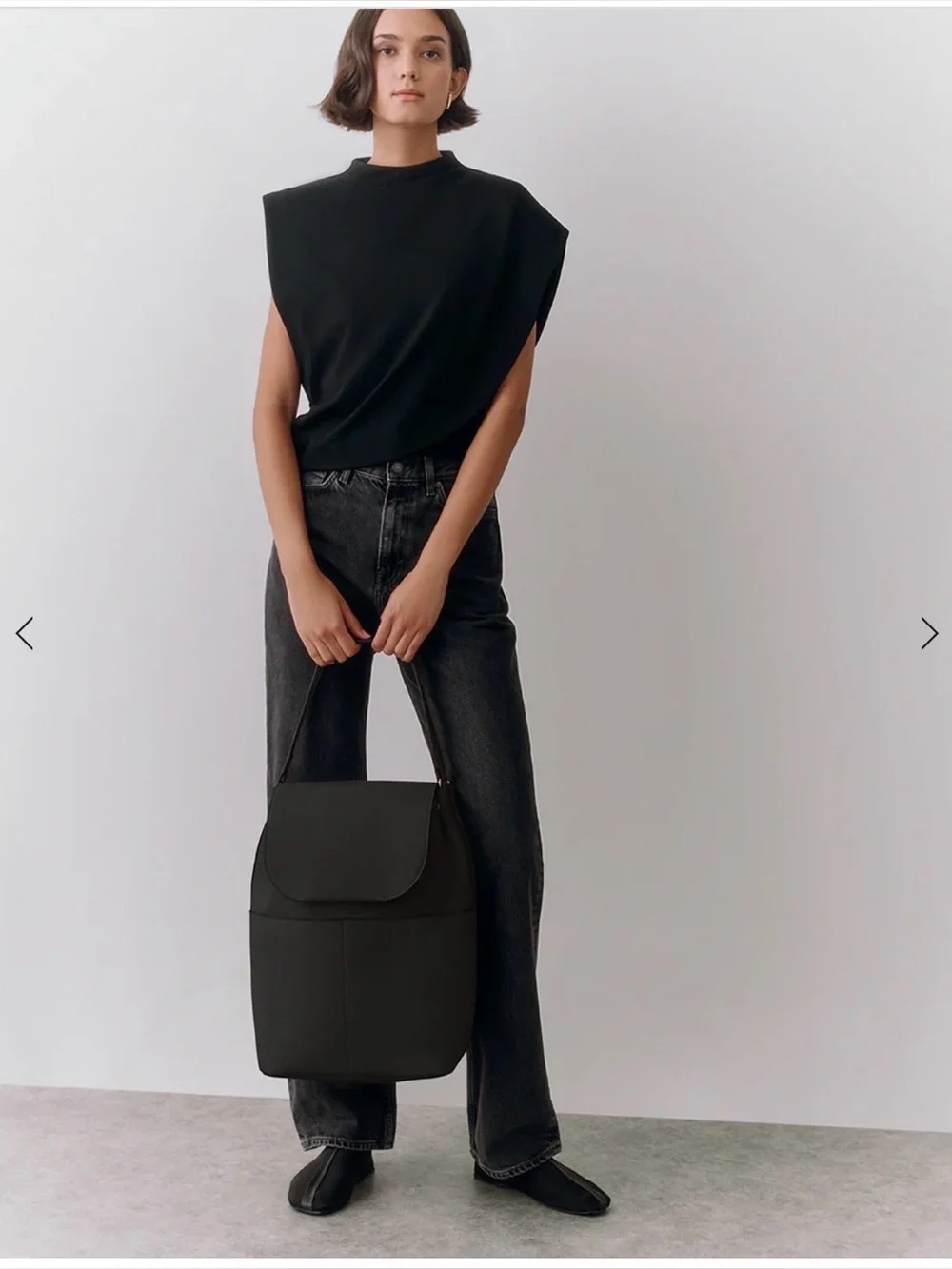 LIKE NEW CUYANA LARGE LEATHER BACKPACK 2.0